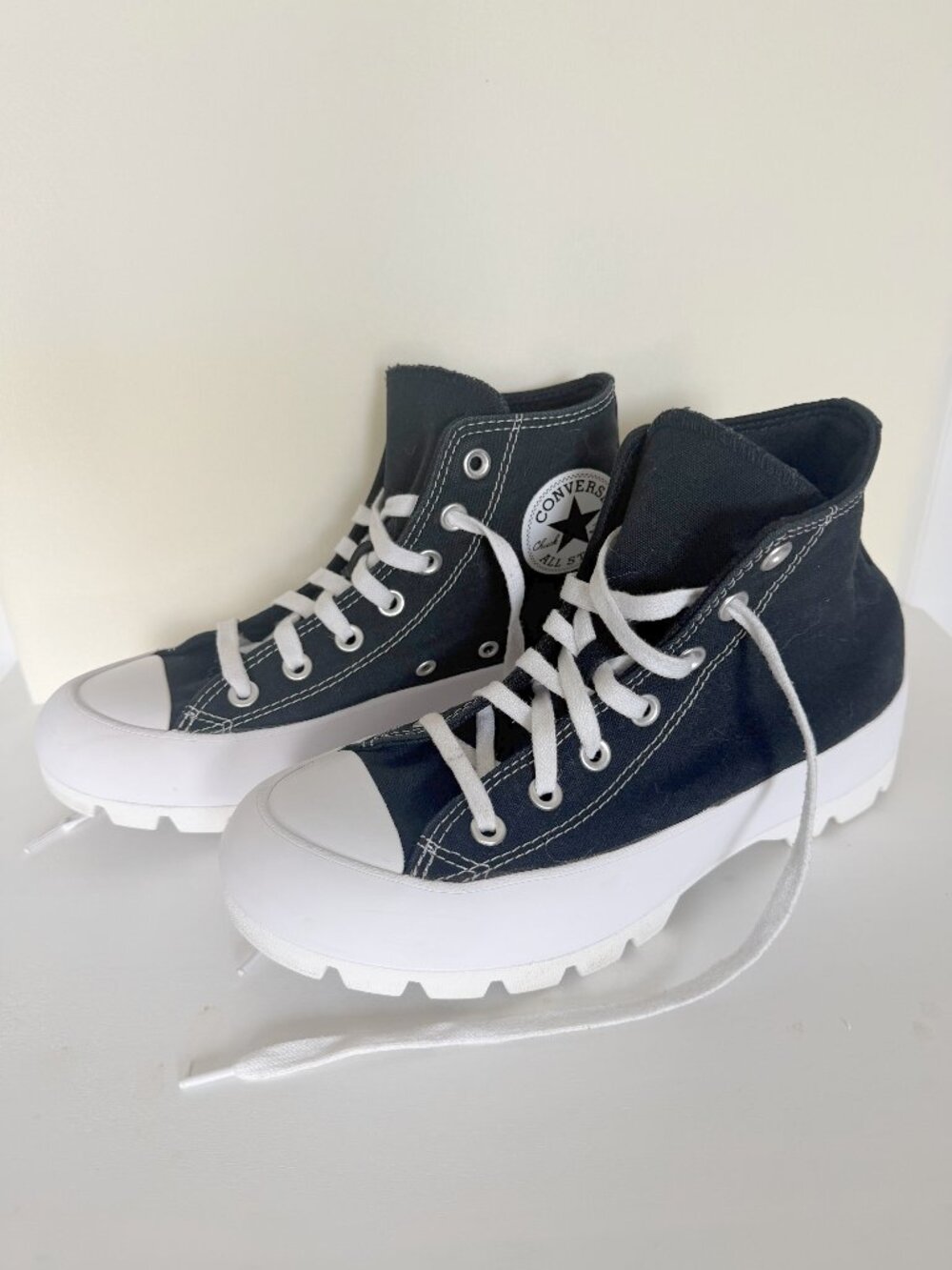 Converse Chuck Taylor All Star Lugged High Top Sneakers - Sz 7.5